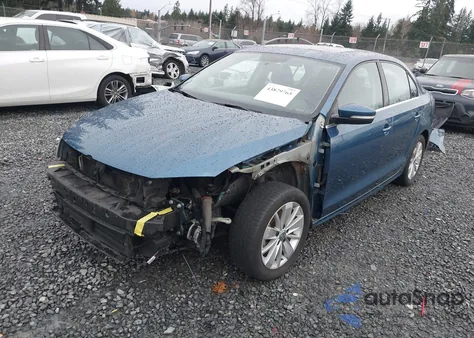 2015 Volkswagen Jetta 1.8T Se z USA, uszkodzony, nr VIN 3VWD17AJ7FM302452